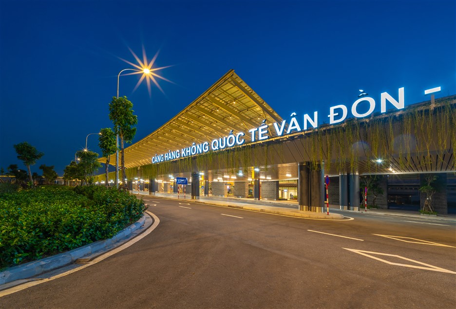 Ha Long City Van Don Airport