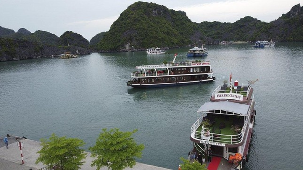 Ha Long Diamond Cruise Hai Phong City Cat Ba