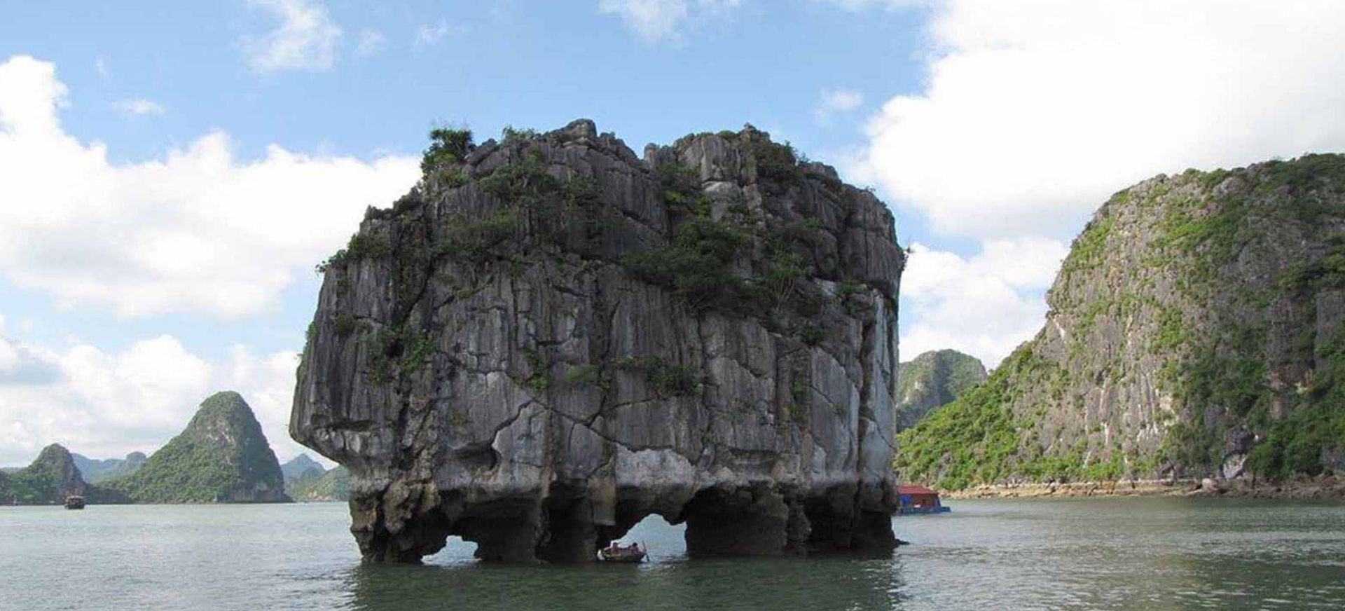 Hon Dinh Huong Islet